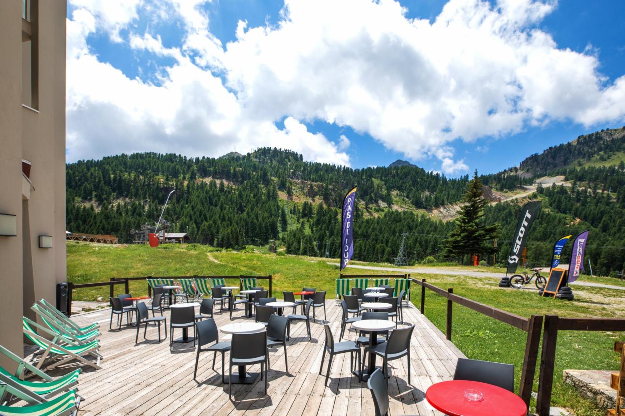 Sowell Hotels Le Pas Du Loup Ізола-2000 Екстер'єр фото