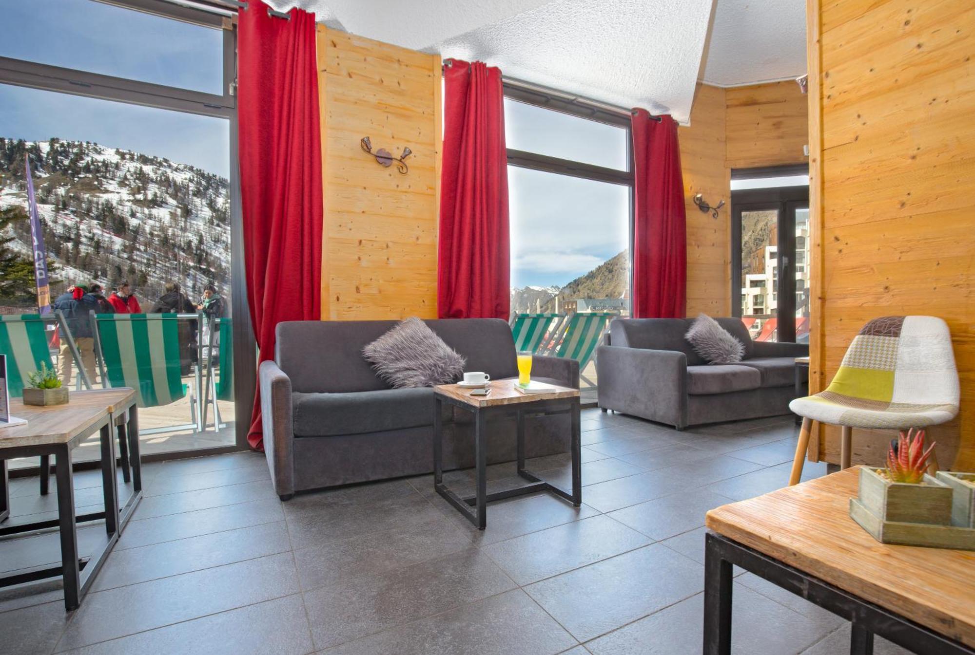 Sowell Hotels Le Pas Du Loup Ізола-2000 Екстер'єр фото